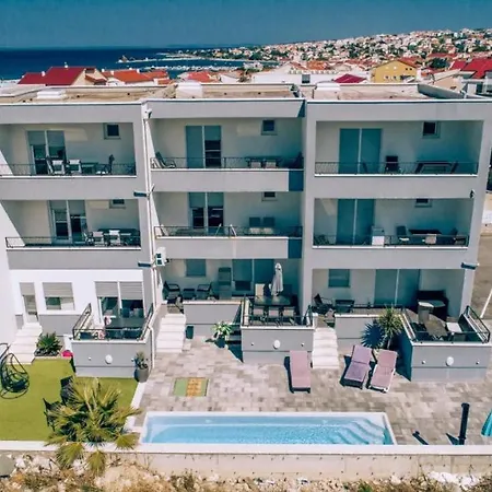 Apartments Pool Villa Maria, Novalja Exterior photo